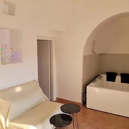 Trullo Il Gelso Holiday home San Michele Salentino