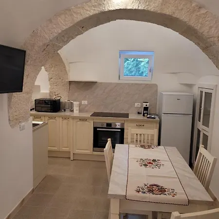 Holiday home Trullo Il Gelso
